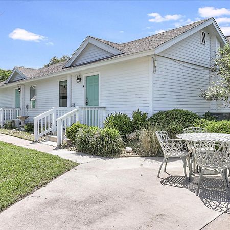 Oak Cottages 3 Рокпорт Экстерьер фото